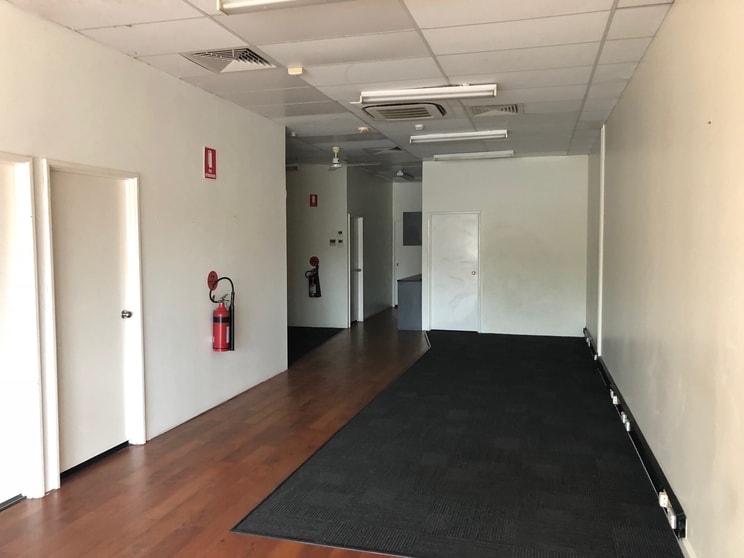 Click to view all images 2/25 Balmoral Road Karratha WA 6714 - Image 2