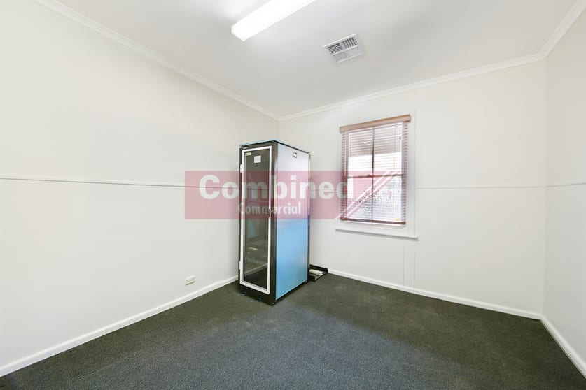 Click to view all images 5 Broughton Street Camden NSW 2570 - Image 2