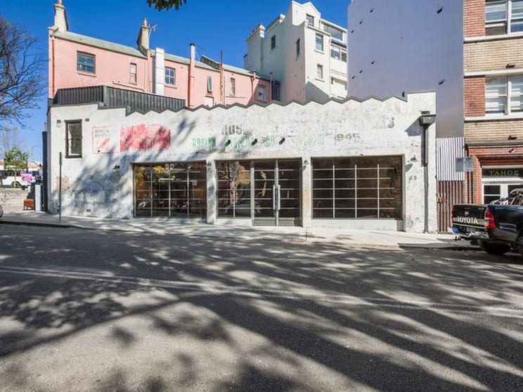 Click to view all images 69 Roslyn Street Potts Point NSW 2011 - Image 2