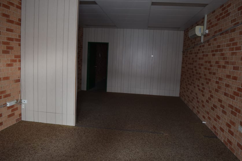 Click to view all images 2/17 Browne Street Parkes NSW 2870 - Image 3
