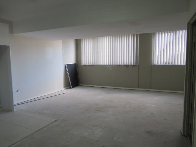 Click to view all images Fairfield NSW 2165 - Image 2