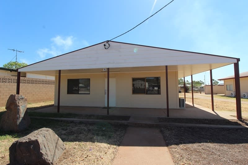 Click to view all images 81 Miles St Mount Isa QLD 4825 - Image 2