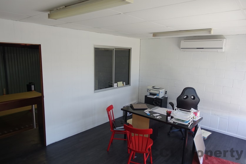 Click to view all images Annie Street Coopers Plains QLD 4108 - Image 2