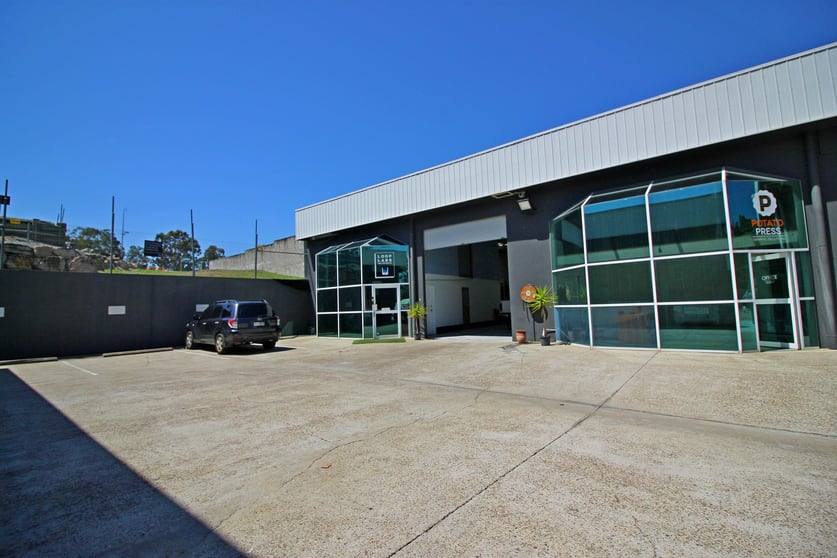 Click to view all images 26 Expo Court Ashmore QLD 4214 - Image 1