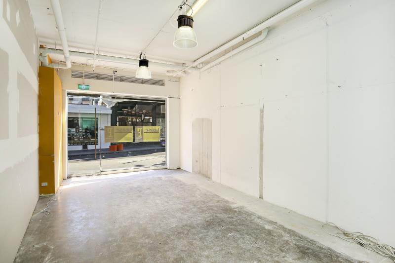 Click to view all images 4/96-102 Greville Street Prahran VIC 3181 - Image 3