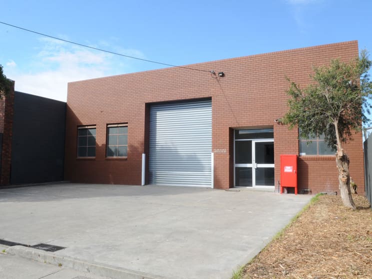 Click to view all images 8 Mantell Street Coburg VIC 3058 - Image 1