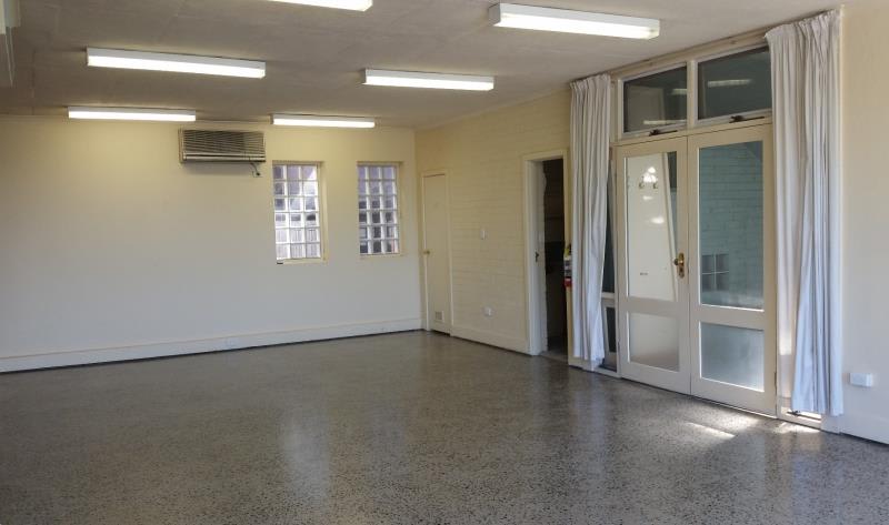 Click to view all images 817 Glenferrie Road Hawthorn VIC 3122 - Image 3