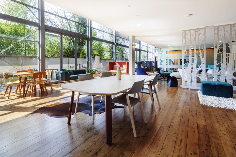 Click to view all images Whole Building/6 Pirie Street Fyshwick ACT 2609 - Image 3
