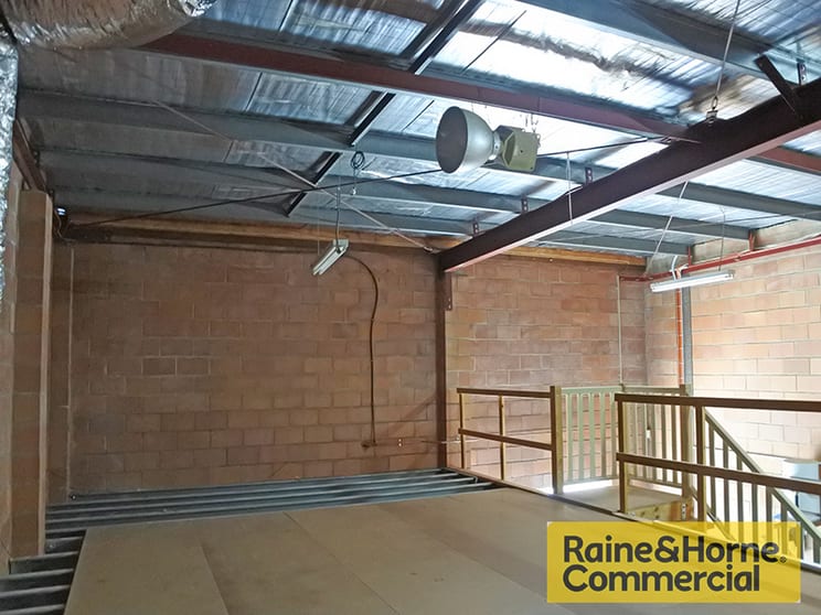 Click to view all images 1/55 Douglas Street Milton QLD 4064 - Image 3