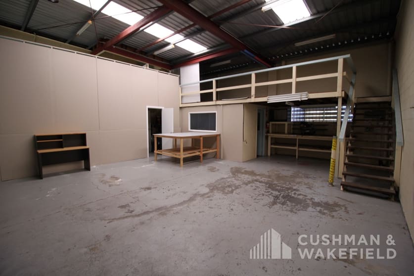 Click to view all images Molendinar QLD 4214 - Image 2