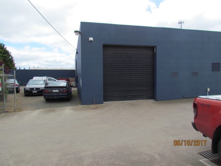Click to view all images 1/12 Norton Drive Melton VIC 3337 - Image 1