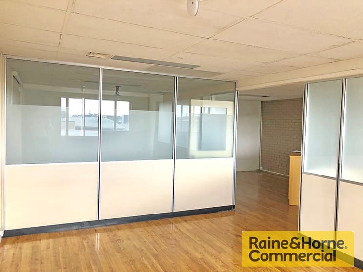 Click to view all images Bowen Hills QLD 4006 - Image 2