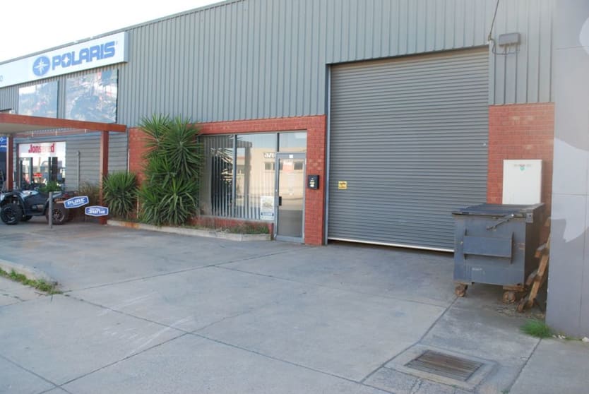 Click to view all images 46 Lockwood Road Shepparton VIC 3630 - Image 3