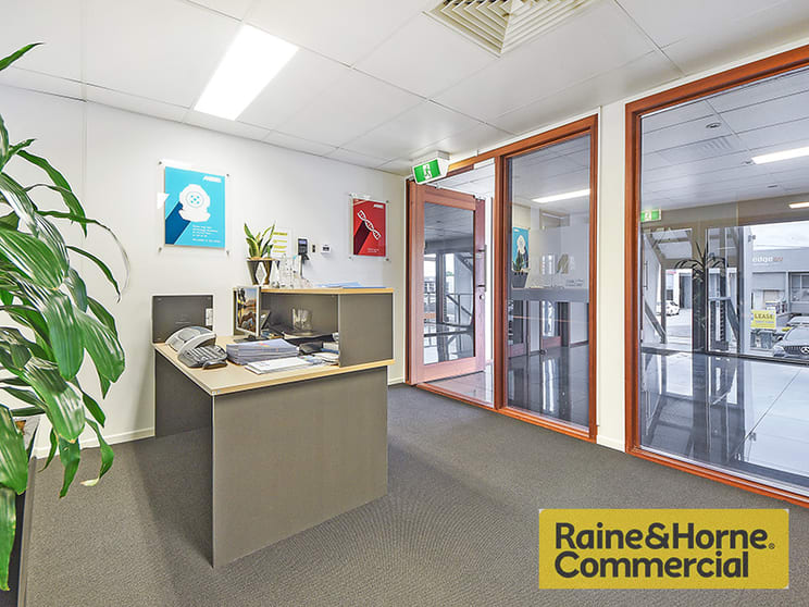 Click to view all images 3/7 Hudson Road Albion QLD 4010 - Image 3