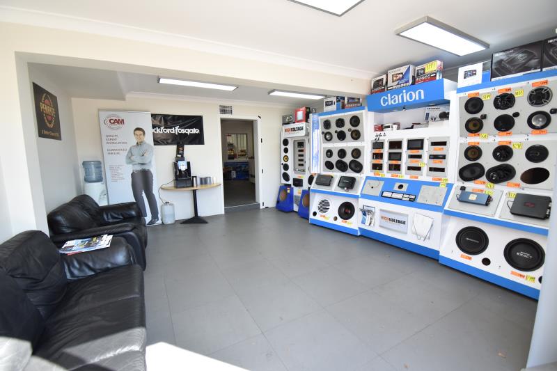 Click to view all images Unit/24 Broadmeadow Road Broadmeadow NSW 2292 - Image 3