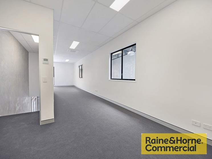 Click to view all images 10/16 Crockford Street Northgate QLD 4013 - Image 3