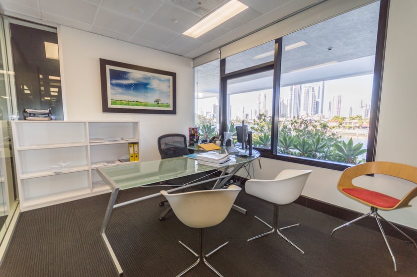 Click to view all images Bundall QLD 4217 - Image 3