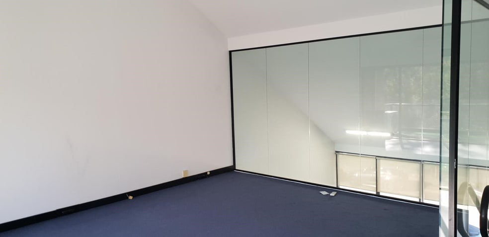 Click to view all images 6/190 George Street Parramatta NSW 2150 - Image 2