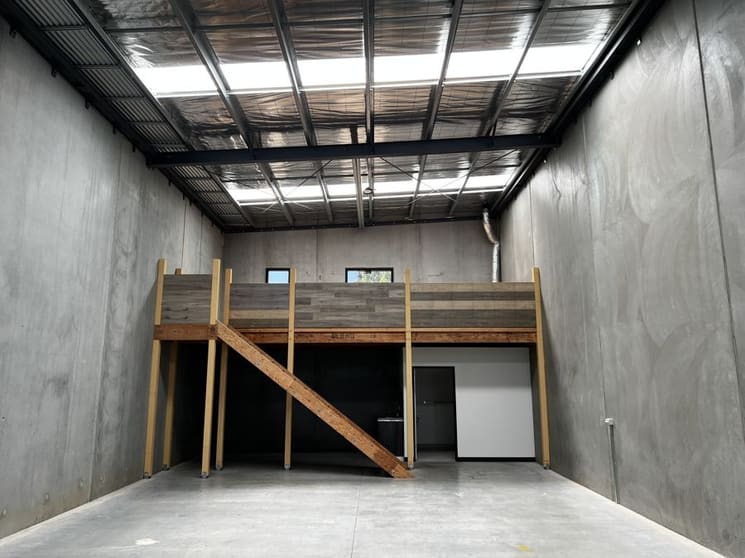Click to view all images Unit 30/2 Thomsons Road Keilor Park VIC 3042 - Image 2