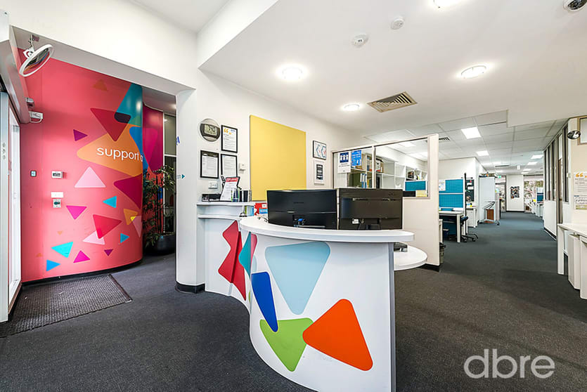 Click to view all images 922-928 Nepean Highway Hampton East VIC 3188 - Image 3