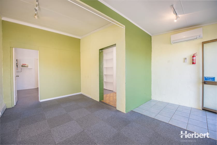 Click to view all images 22A JAMES STREET Mount Gambier SA 5290 - Image 2