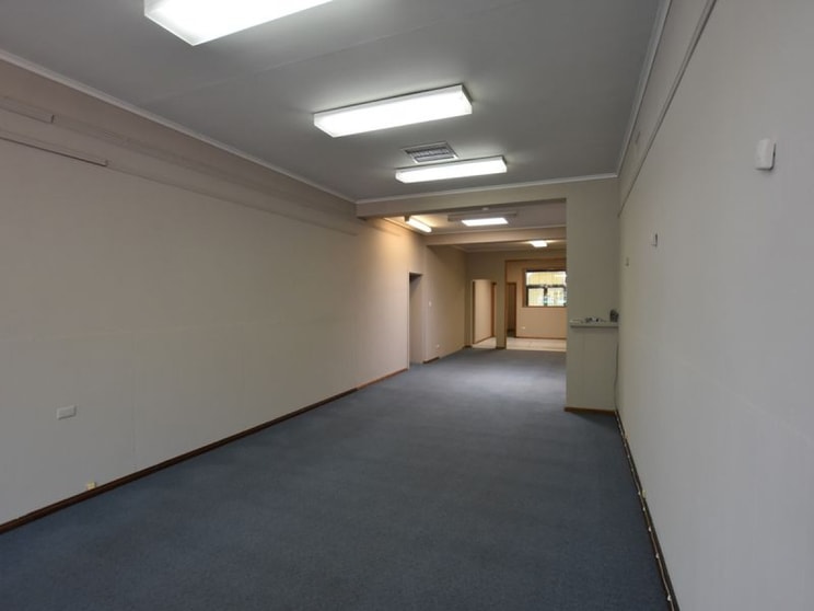 Click to view all images Shop 3, 243 Main Road Blackwood SA 5051 - Image 2
