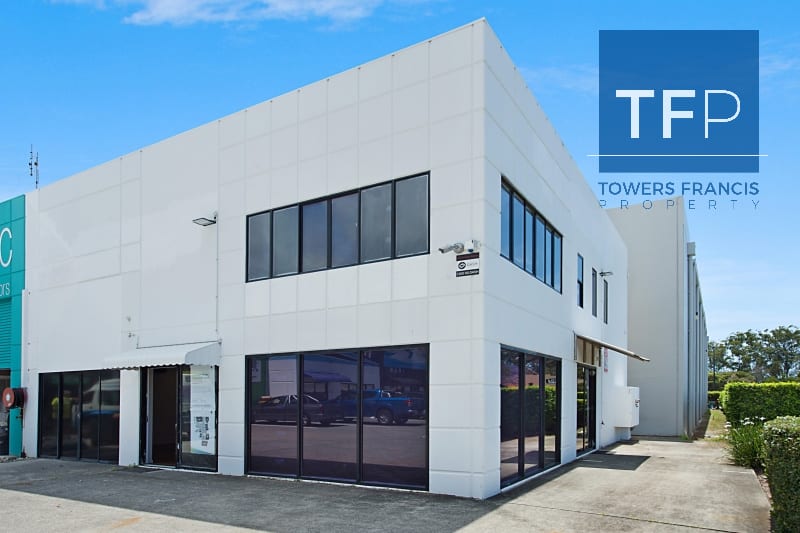 Click to view all images Unit 8/43 Greenway Drive Tweed Heads South NSW 2486 - Image 2