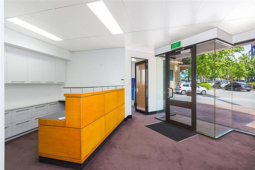 Click to view all images 4C Centro Avenue Subiaco WA 6008 - Image 3