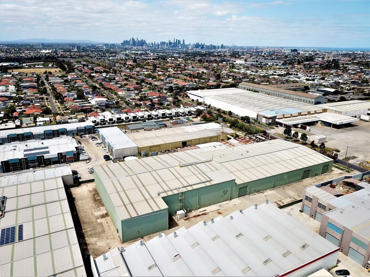 Click to view all images 66 Emu Road Maidstone VIC 3012 - Image 3