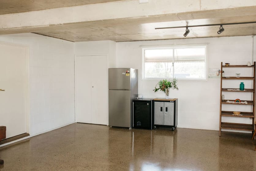 Click to view all images Suite 3/88 West Burleigh Road Burleigh Heads QLD 4220 - Image 3