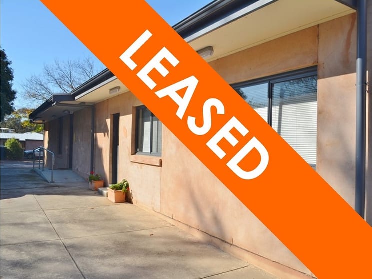 Click to view all images Upper Level/26 Hack Street Mount Barker SA 5251 - Image 1