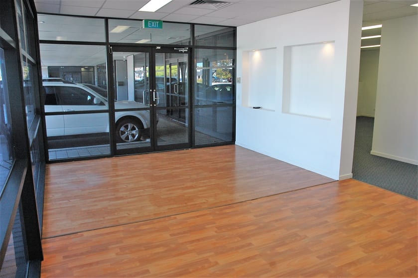 Click to view all images 1/61 Belmont Avenue Belmont WA 6104 - Image 3