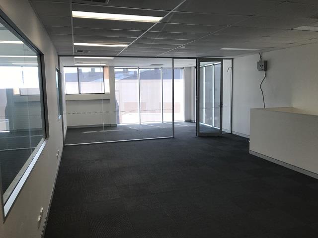 Click to view all images 3/7 Beaconsfield Street Fyshwick ACT 2609 - Image 3