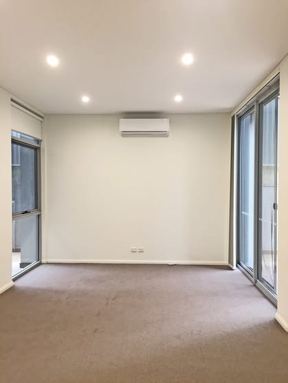 Click to view all images 2/37 Campbell Street Parramatta NSW 2150 - Image 3