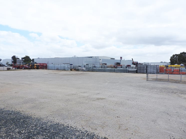 Click to view all images 29 Bungana Avenue Perth Airport WA 6105 - Image 3