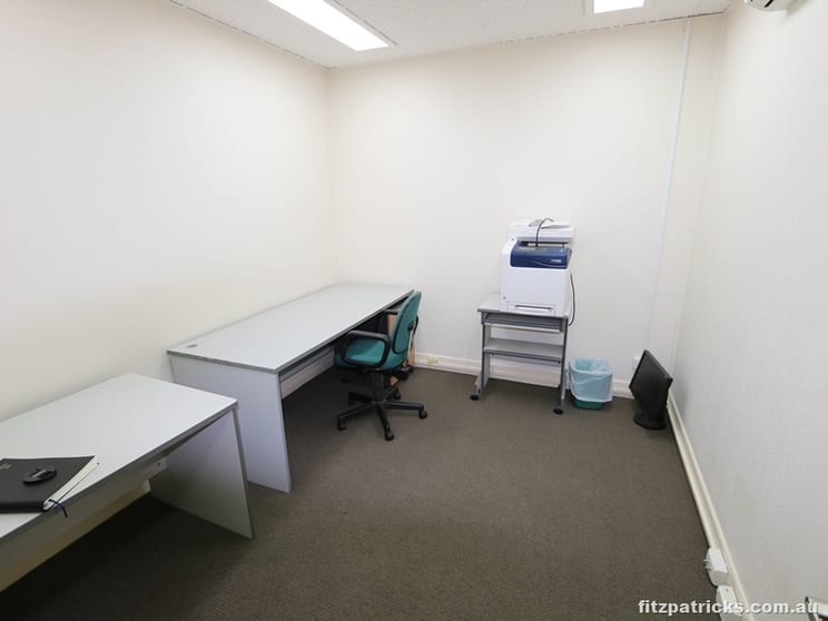 Click to view all images Suite 4/33 Fitzmaurice Street Wagga Wagga NSW 2650 - Image 3