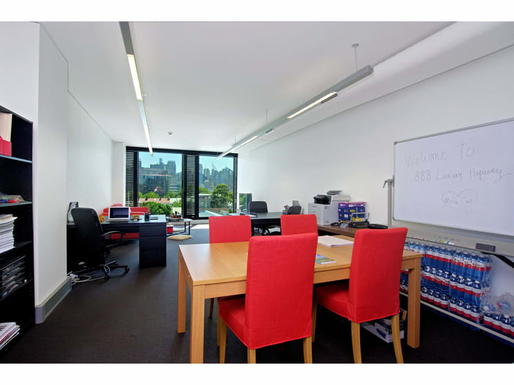 Click to view all images 6.16/55 Miller Street Pyrmont NSW 2009 - Image 2