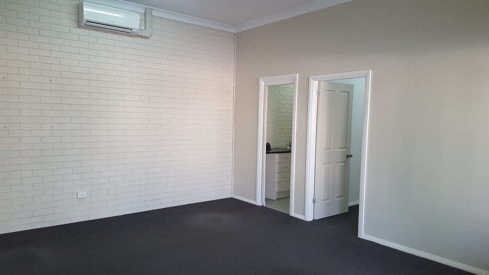 Click to view all images "The Mews" Suite 8b, 11-13 Bundaroo Street Bowral NSW 2576 - Image 2