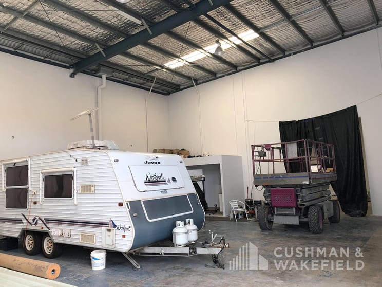 Click to view all images Unit 2/138 Siganto Drive Helensvale QLD 4212 - Image 2