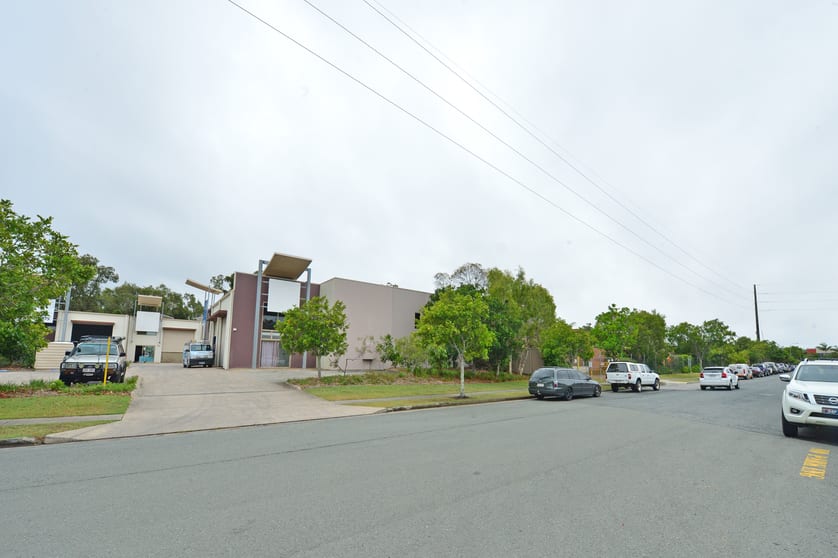 Click to view all images Unit 10/7 Premier Circuit Warana QLD 4575 - Image 2