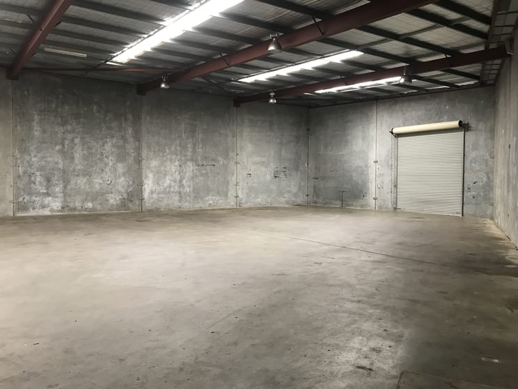 Click to view all images 5, 75 Kelvin Road Maddington WA 6109 - Image 3