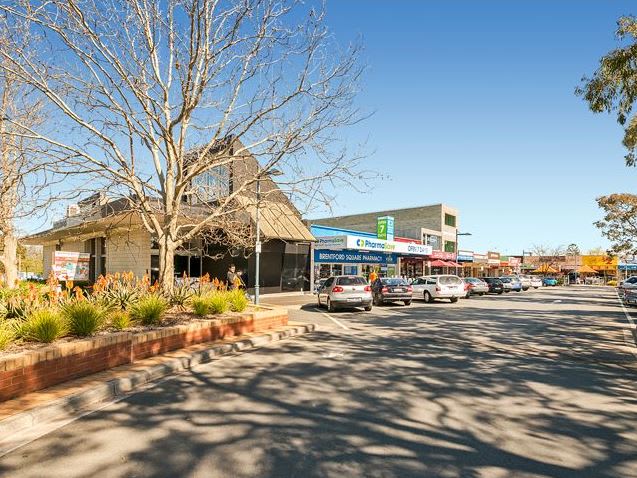 Click to view all images 2 Brentford Square Forest Hill VIC 3131 - Image 2