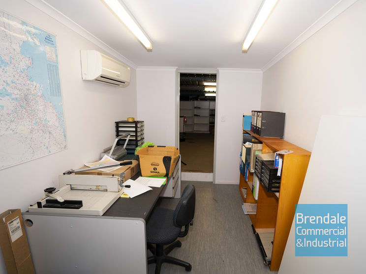 Click to view all images Unit 1/5 Belconnen Cres Brendale QLD 4500 - Image 2