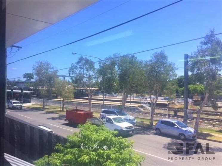 Click to view all images Suite 2B/365 Honour Avenue Graceville QLD 4075 - Image 3