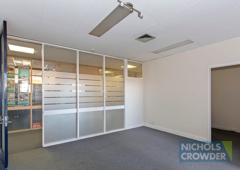 Click to view all images 5/24 Bay Road Sandringham VIC 3191 - Image 3