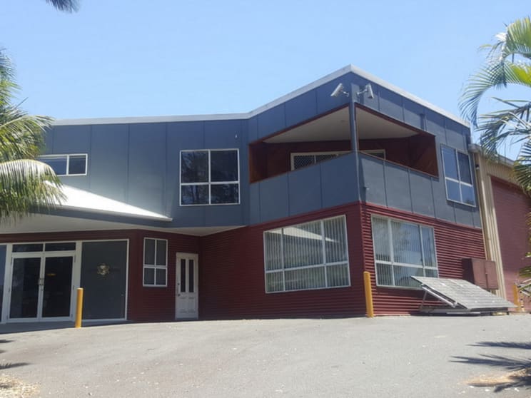 Click to view all images 1A/46 Counihan Road Seventeen Mile Rocks QLD 4073 - Image 3