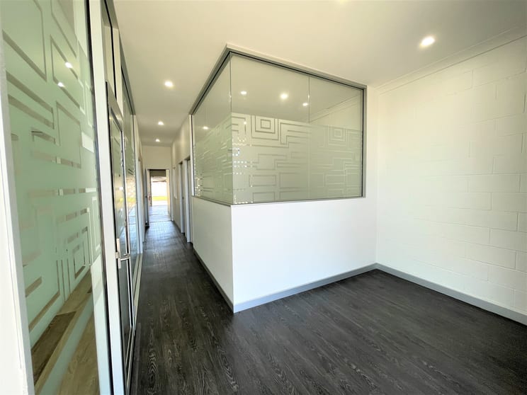 Click to view all images 1/4053 Pacific Highway Loganholme QLD 4129 - Image 3