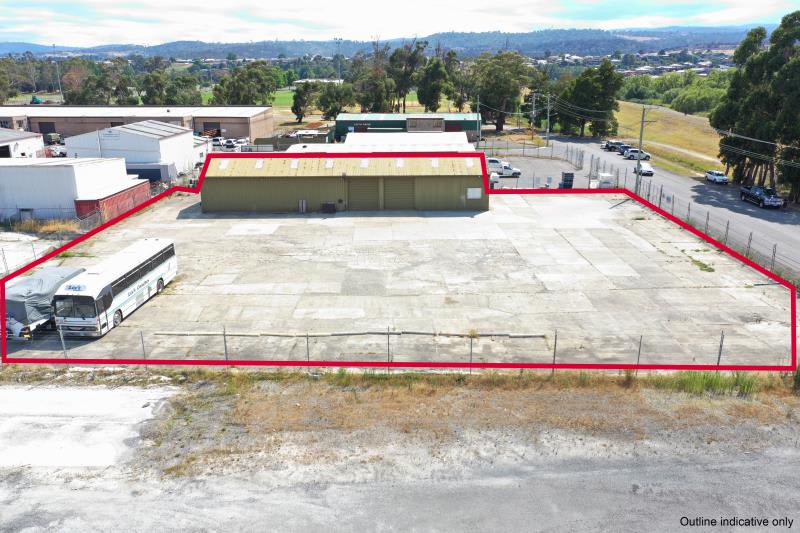 Unique Opportunity in Invermay/27 Churchill Park Drive Invermay TAS 7248 - Image 2