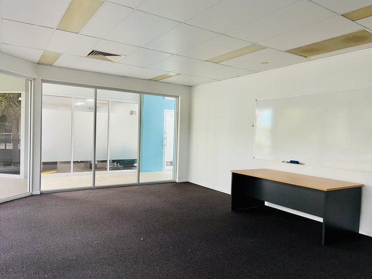 Click to view all images 22/121 Shute Harbour Road Cannonvale QLD 4802 - Image 2