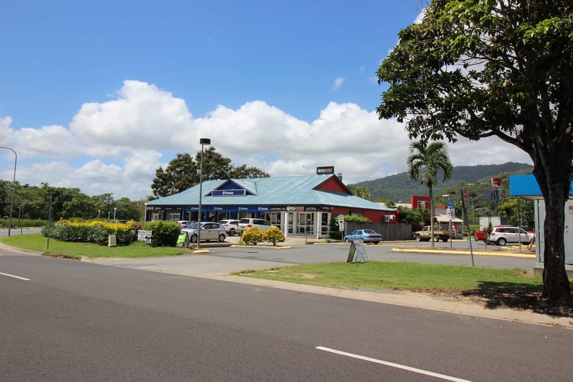 Click to view all images 2/1-3 Faculty Close Smithfield QLD 4878 - Image 2